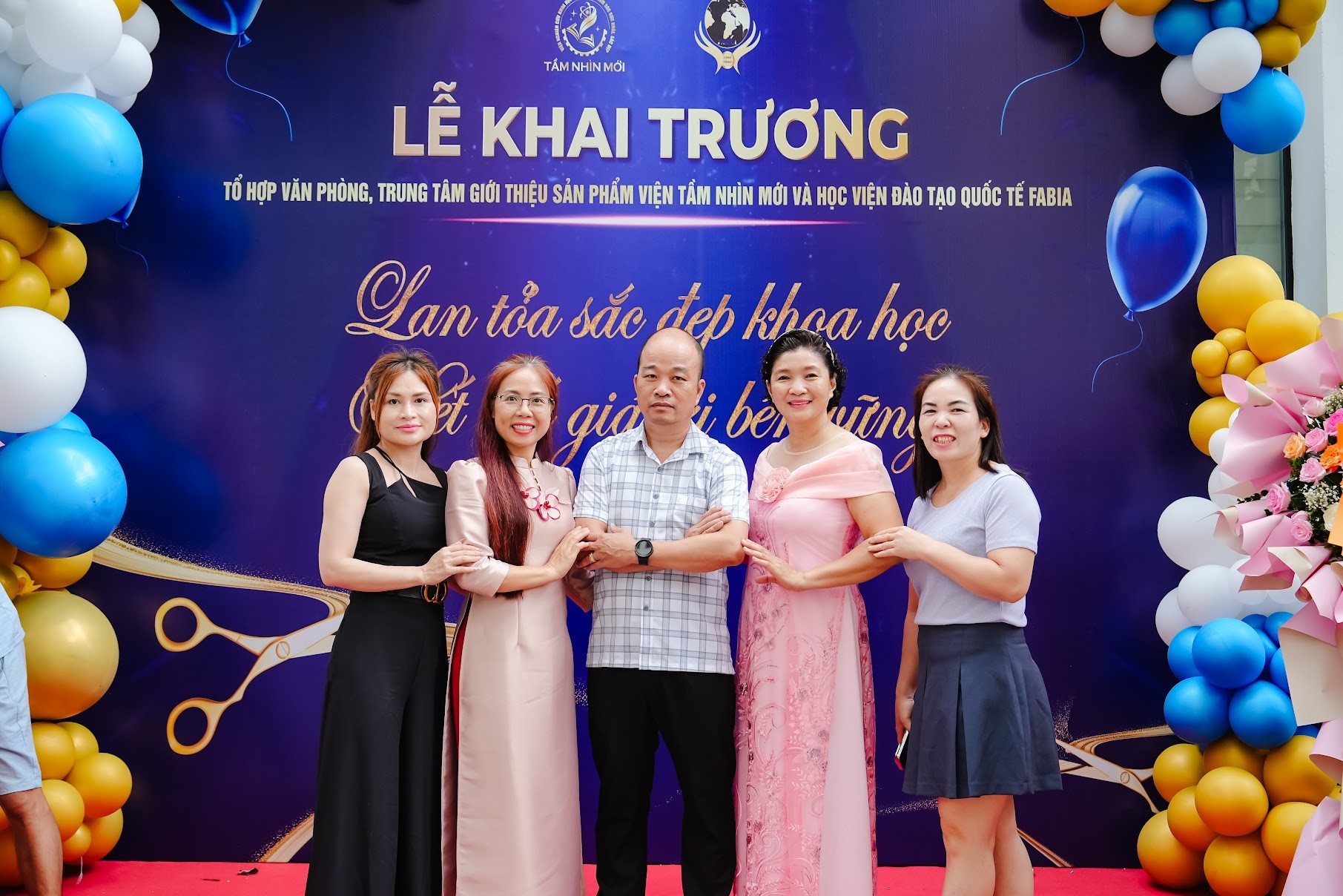 Ra mắt tổ hợp Viện Tầm Nhìn Mới &amp; Học viện Quốc tế FABIA: Cột mốc mới kết nối tri thức, công nghệ và sắc đẹp