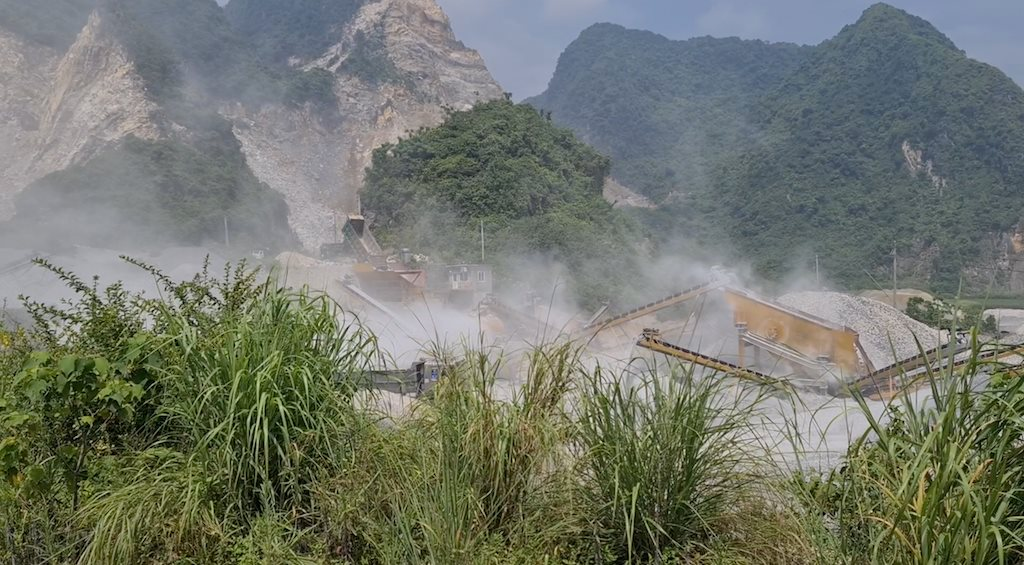 Hà Nam: Ô nhiễm môi trường tại mỏ và bãi chế biến đá của Công ty Trung Kiên