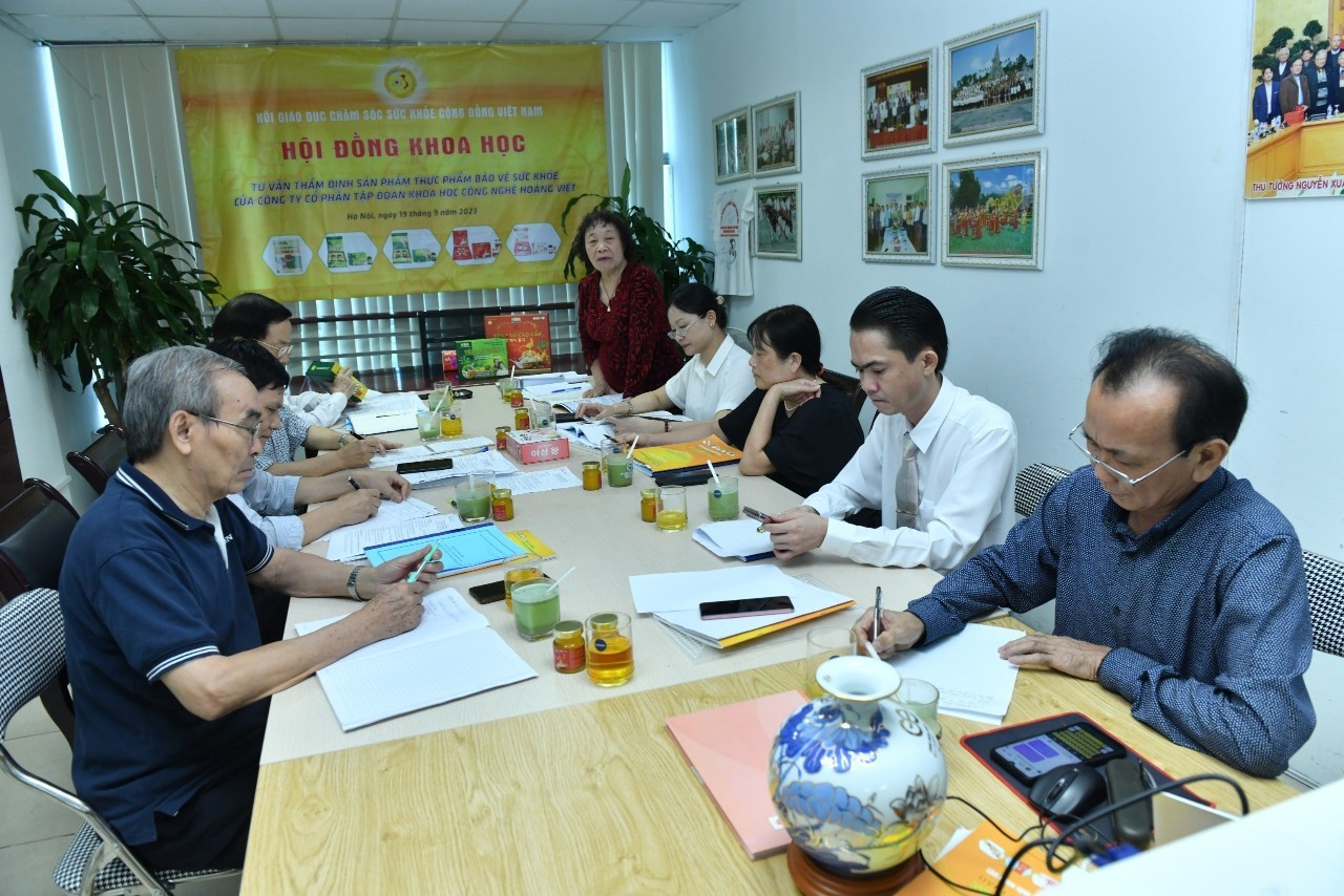 Tập đoàn khoa học công nghệ Hoàng Việt – Đảm bảo chất lượng chăm sóc sức khỏe cho cộng đồng
