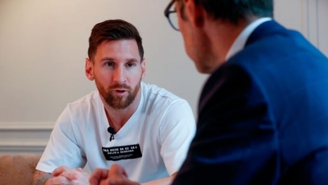 Messi: 'Không ai đề nghị tôi đá miễn phí cho Barca'