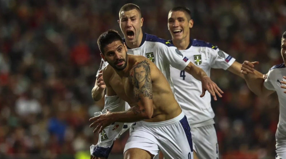 Ngược dòng đánh bại Bồ Đào Nha ở phút cuối, Serbia giành vé dự World Cup 2022