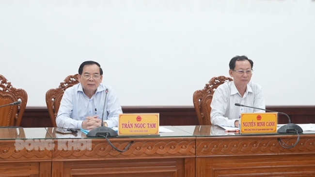 Bến Tre: Tháo gỡ khó khăn, vướng mắc đối với Dự án Khu công nghiệp Phú Thuận và dự án cầu Rạch Miễu 2