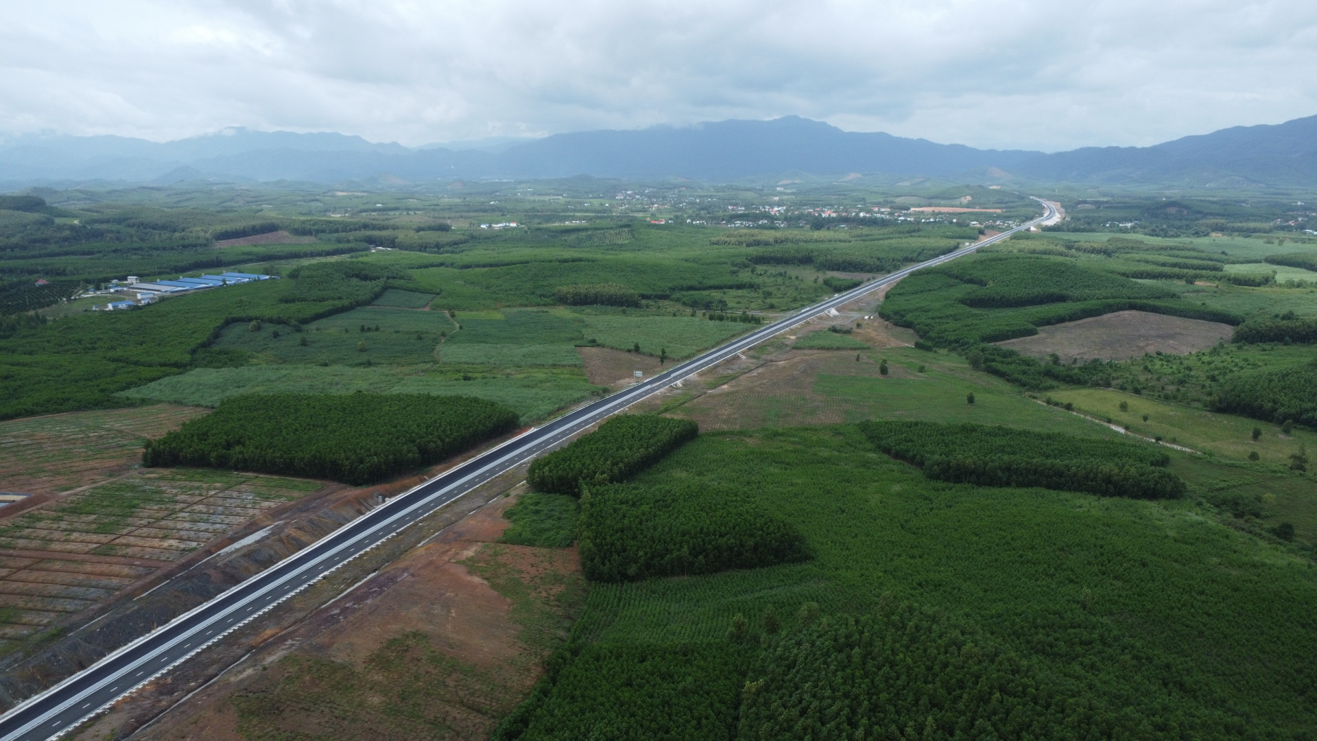 Khánh Hòa: Nỗ lực phát triển hạ tầng giao thông