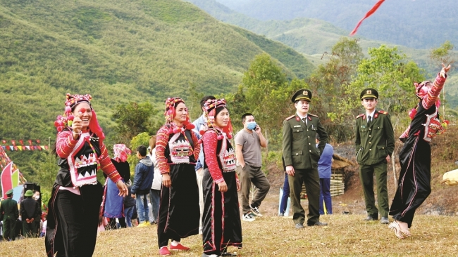 Xuân này mời bạn lên vùng cao Sín Thầu!