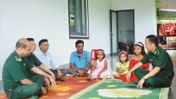 Những câu chuyện tình đẹp xuyên biên giới