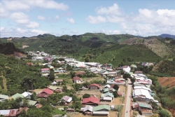 Bon làng bừng sức sống