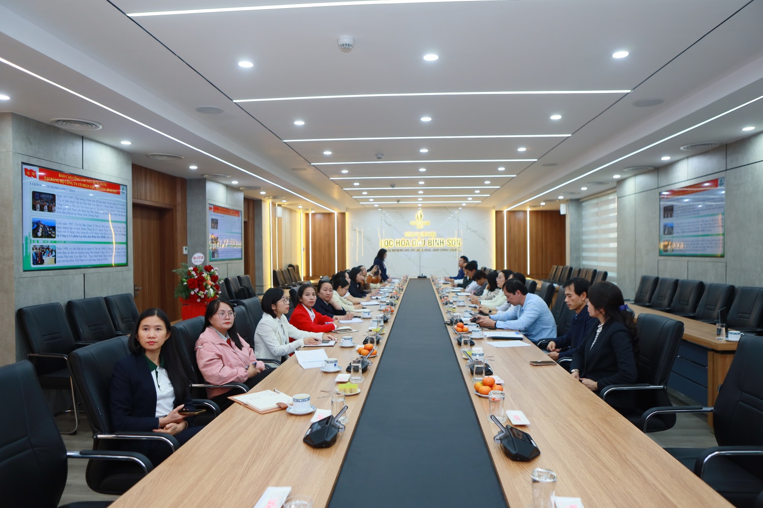 Đảng bộ BSR tích cực giao lưu, chia sẻ kinh nghiệm trong công tác xây dựng Đảng Đảng bộ BSR tích cực giao lưu, chia sẻ kinh nghiệm trong công tác xây dựng Đảng