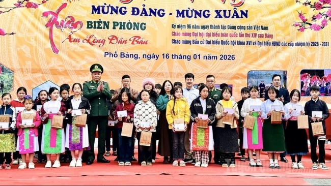 Tuyên Quang: Chương trình “Xuân Biên phòng, ấm lòng dân bản” tại xã Phố Bảng