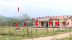 Lan tỏa niềm tin trong từng nếp nhà của đồng bào Pa Cô, Bru Vân Kiều