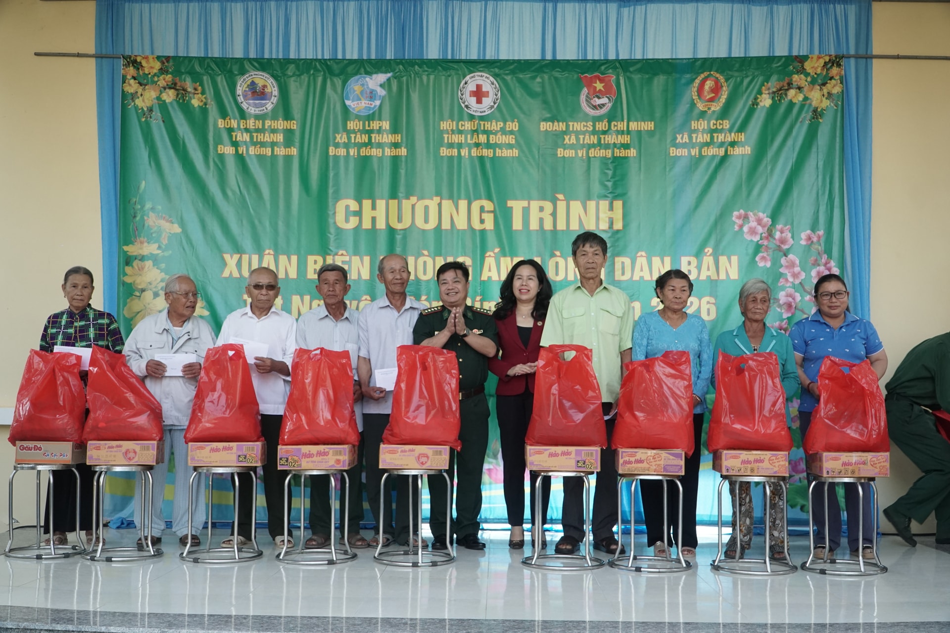 Lâm Đồng: Xuân Biên phòng ấm lòng dân bản tại xã Tân...