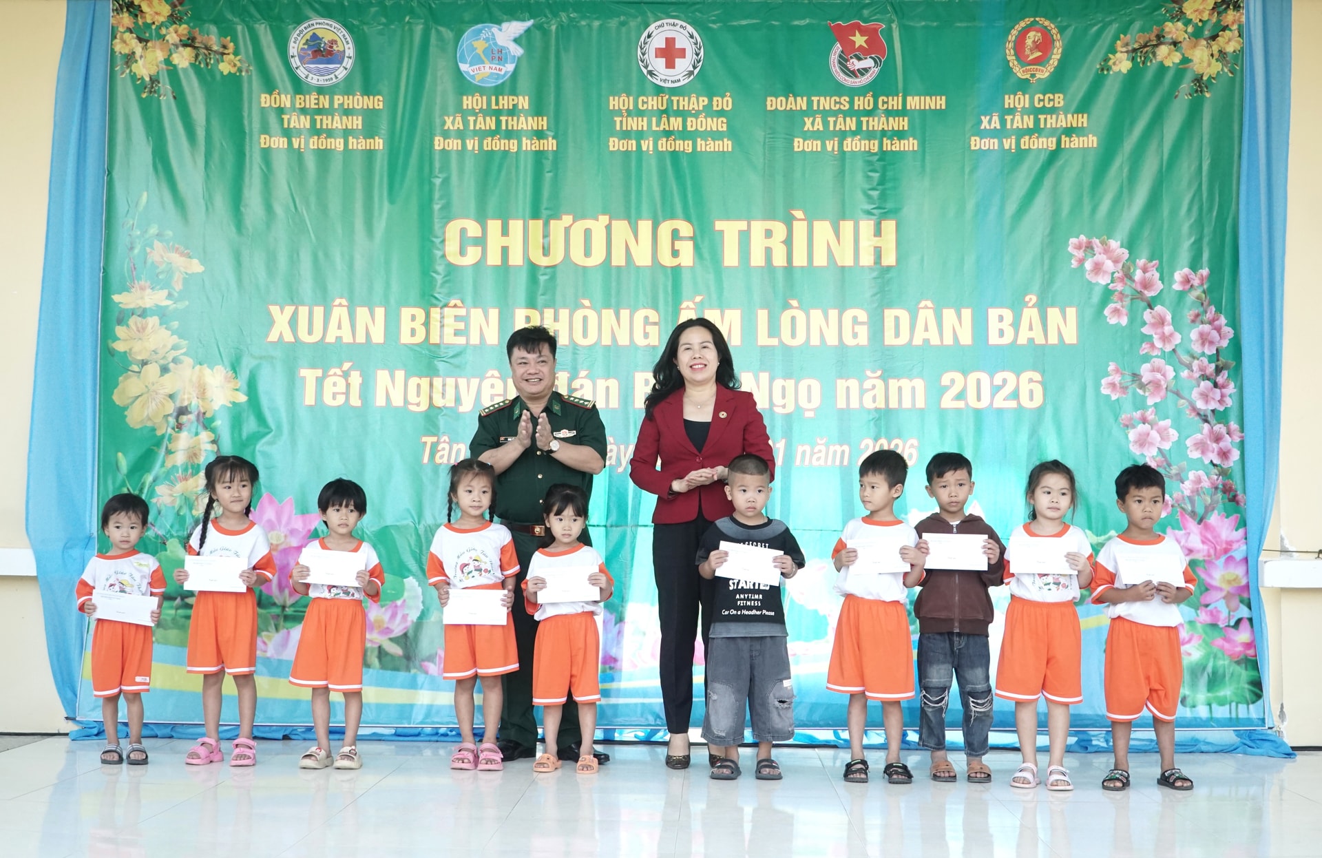 Lâm Đồng: Xuân Biên phòng ấm lòng dân bản tại xã Tân...