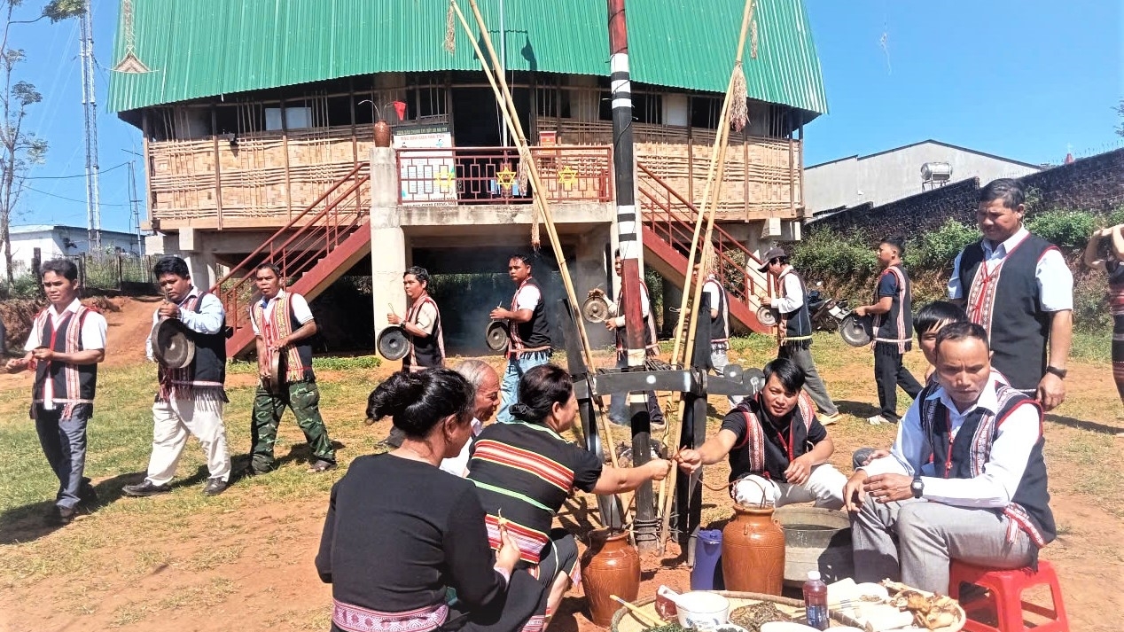 Tiếng cồng chiêng gọi Xuân về