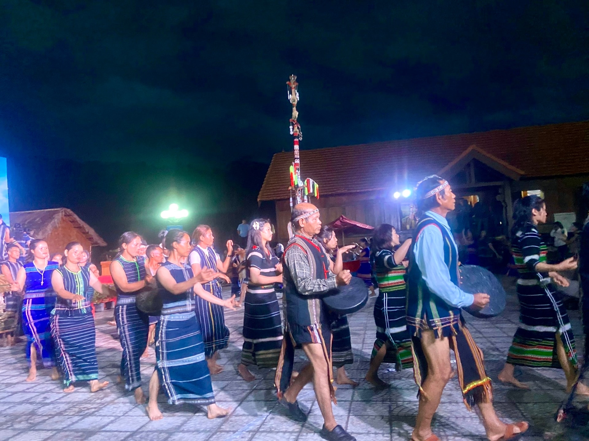 Lâm Đồng: Ðiểm sáng bảo tồn văn hóa dân tộc giữa đại ngàn Lạc Dương