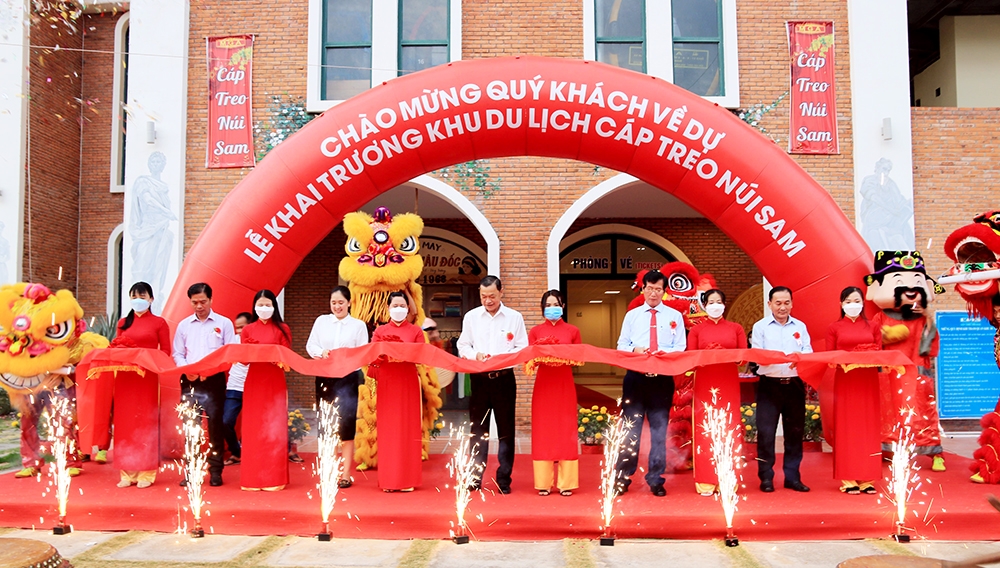 An Giang: Cáp treo khu du lịch núi Sam đã chính thức vận hành