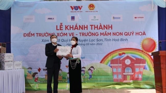 Khánh thành điểm trường Xóm Vẹ, huyện Lạc Sơn, tỉnh Hòa Bình do PVEP tham gia tài trợ
