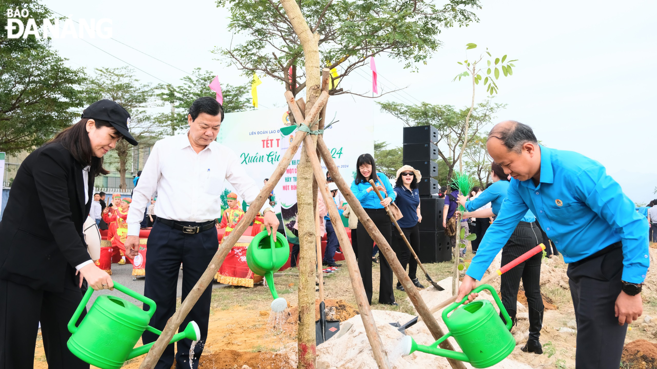 Đà Nẵng: Trồng 1.000 cây xanh tại Khu công nghiệp Hòa Khánh