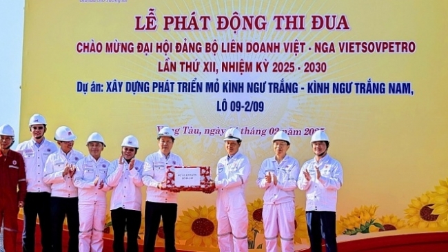 Vietsovpetro phát động thi đua hoàn thành vượt tiến độ dự án Kình Ngư Trắng – Kình Ngư Trắng Nam