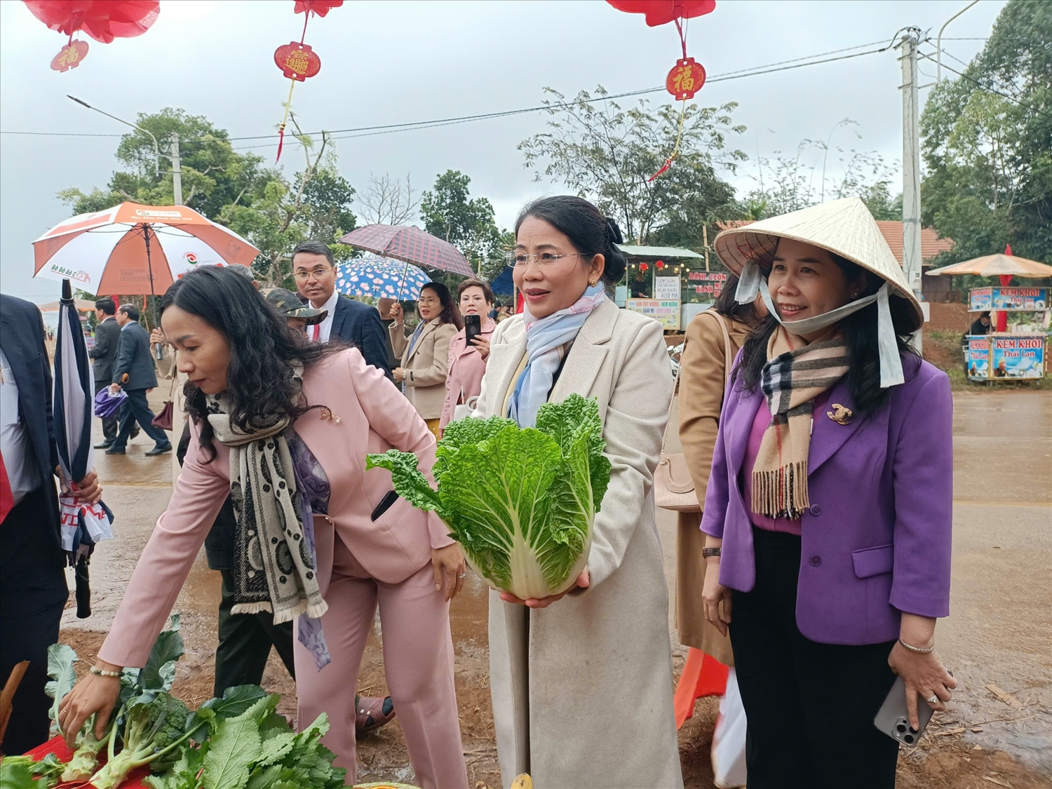 Bình Định: Hoa đào khoe sắc tại “cổng trời” Vĩnh Sơn