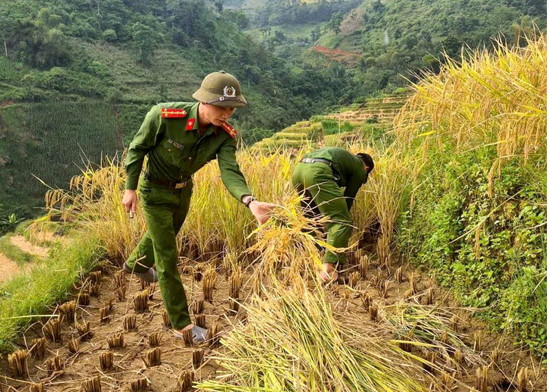 Hà Giang: Trưởng Công an xã Niêm Sơn - Người con của Cao nguyên đá