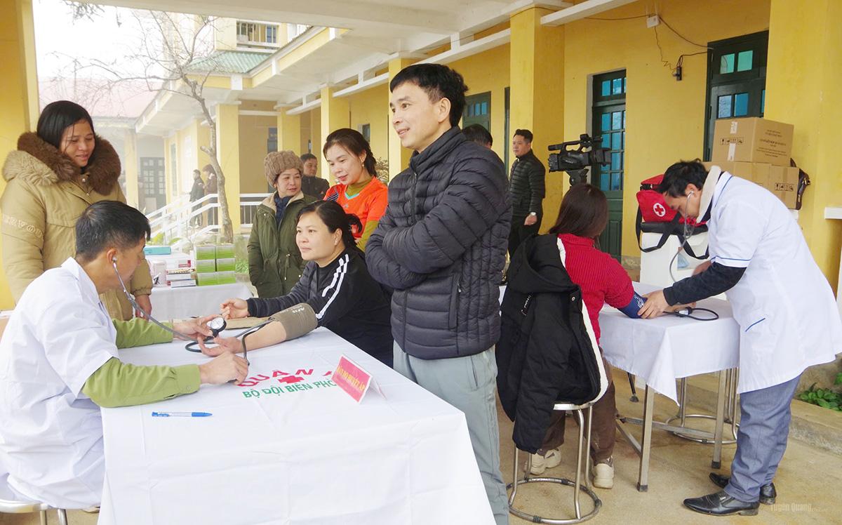 Tuyên Quang: Chương trình “Xuân Biên phòng ấm lòng dân bản” tại xã Xín Mần