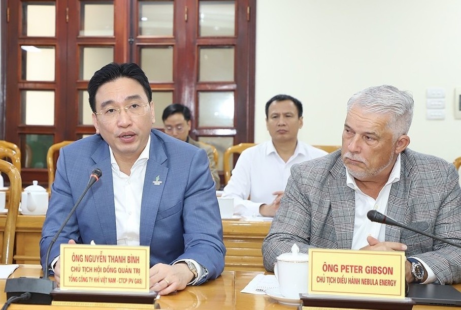 PV GAS làm việc với UBND tỉnh Hà Tĩnh về việc triển khai các dự án năng lượng trọng điểm