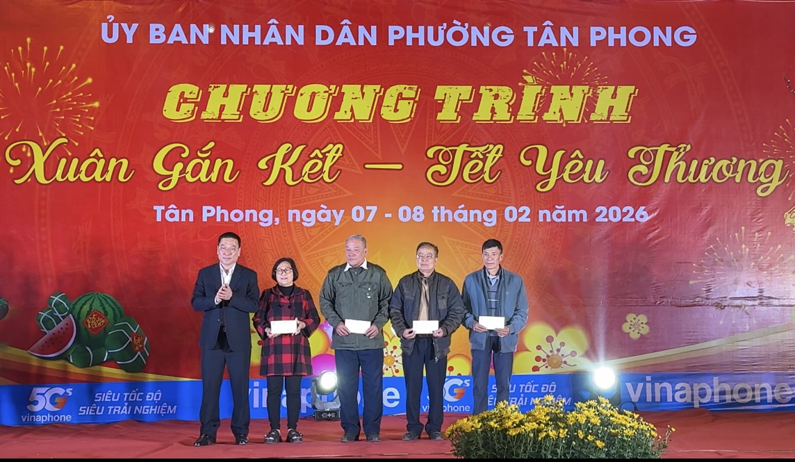 Lai Châu: Chương trình "Xuân gắn kết - Tết yêu thương"