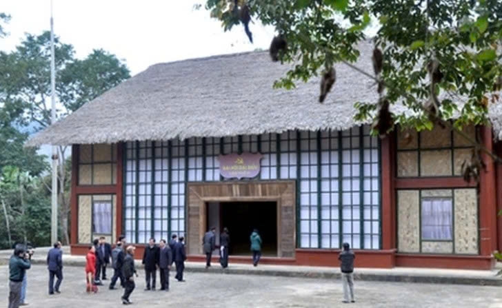 Tuyên Quang: Tự hào 75 năm Đại hội Đảng tại Kim Bình