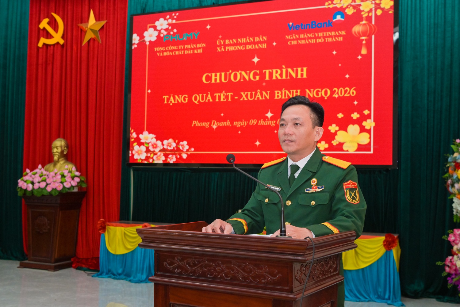 Petrovietnam/PVFCCo - Phú Mỹ chăm lo Tết cho người dân và cựu chiến binh khó khăn