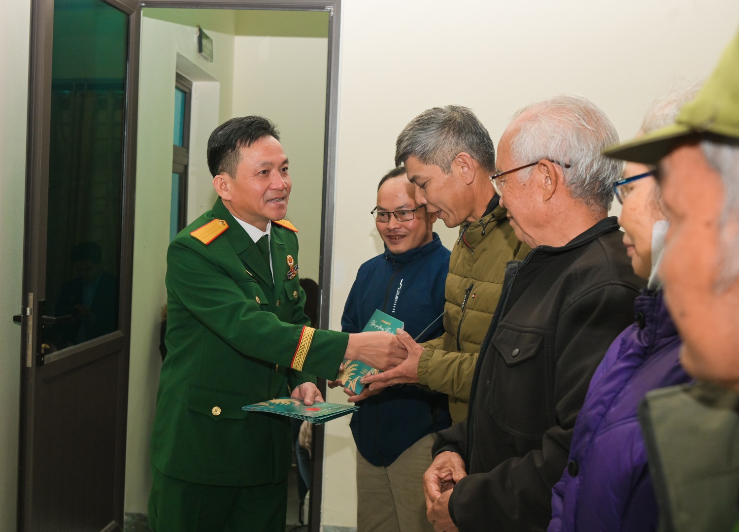 Petrovietnam/PVFCCo - Phú Mỹ chăm lo Tết cho người dân và cựu chiến binh khó khăn