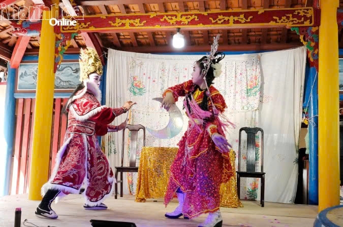 Khánh Hòa: Hát án ở đình biển ngày xuân Khánh Hòa: Hát án ở đình biển ngày xuân