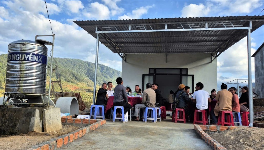 Tết sum vầy trong những căn nhà mới Tết sum vầy trong những căn nhà mới