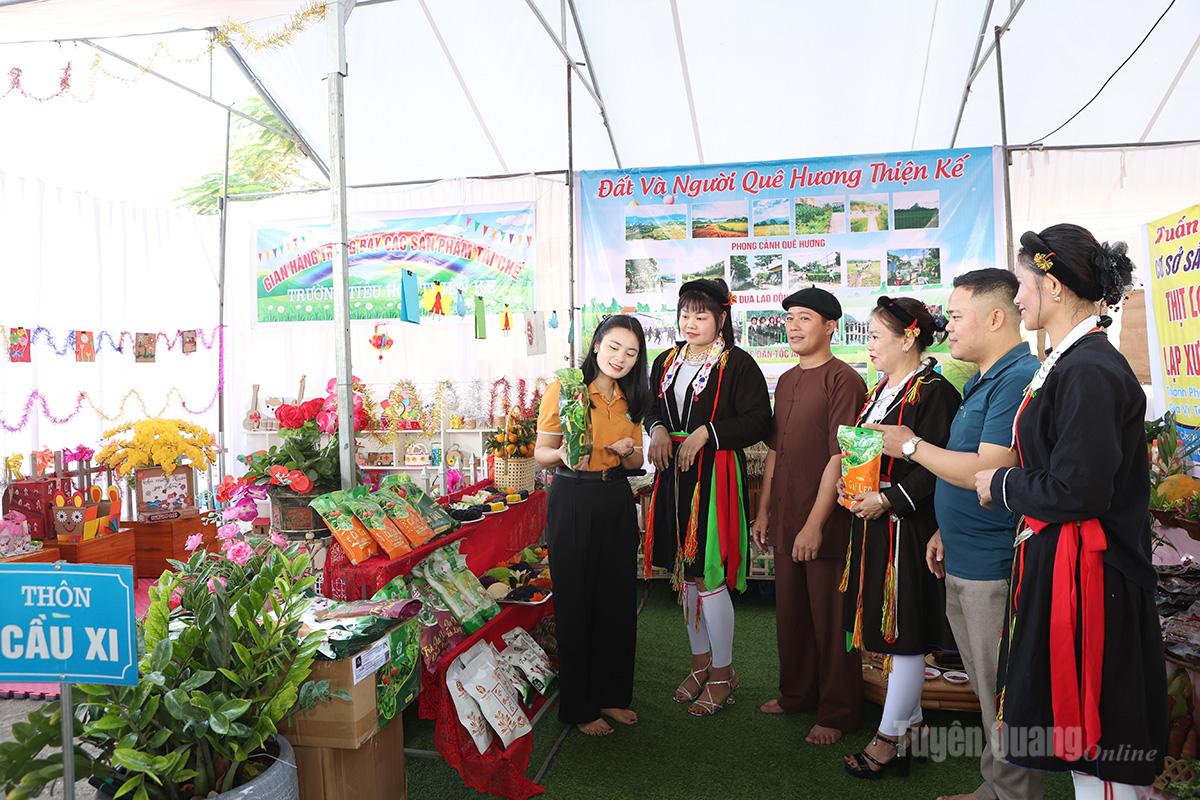 Tuyên Quang: Xây dựng xã Sơn Thủy phát triển nhanh, bền vững