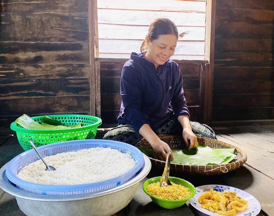 Tết về buôn làng Tết về buôn làng