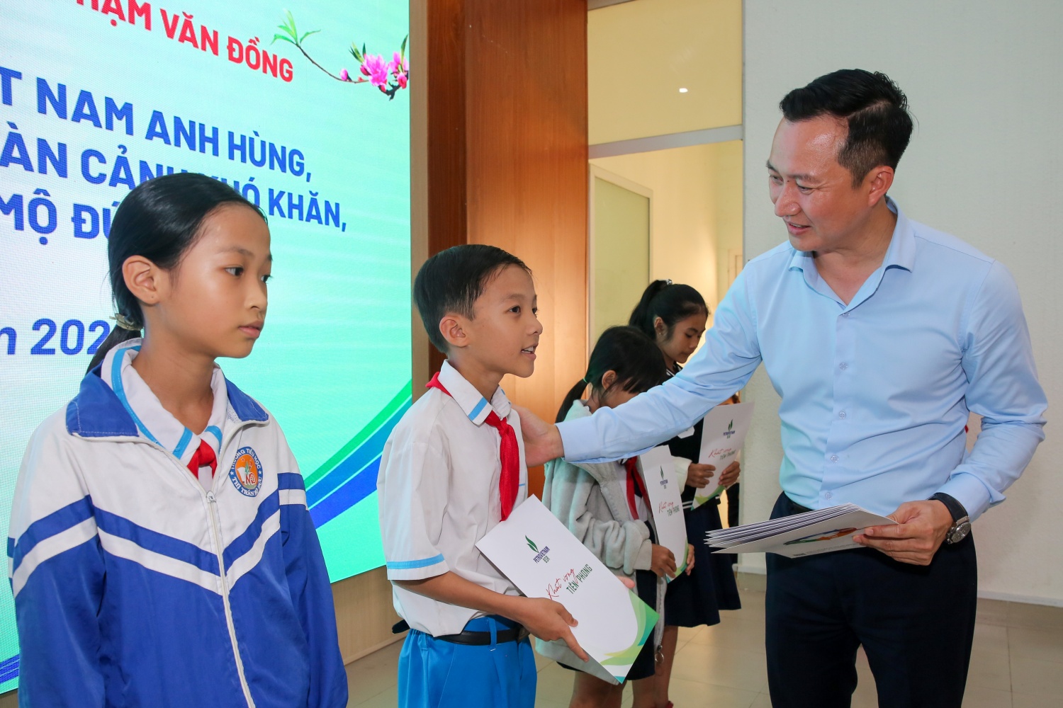 BSR lan tỏa nghĩa tình tại quê hương cố Thủ tướng Phạm Văn Đồng