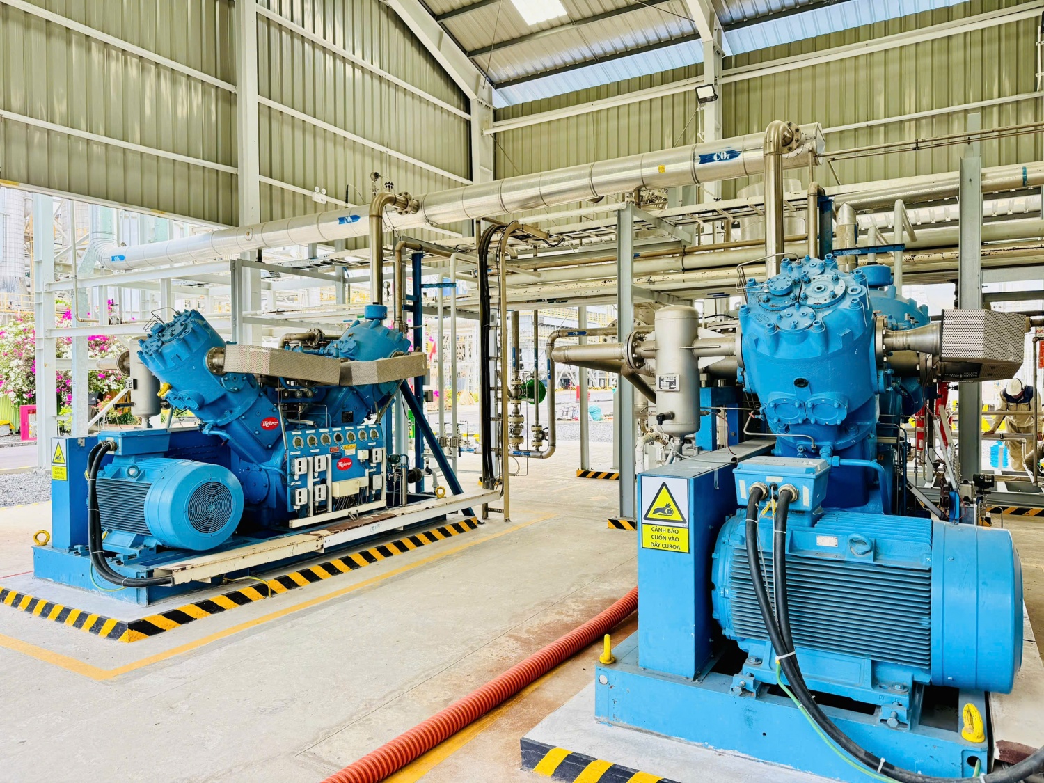 PVCFC mở rộng chuỗi giá trị bằng CO2 thực phẩm, hoàn thiện cấu trúc sản phẩm đa trụ cột PVCFC mở rộng chuỗi giá trị bằng CO2 thực phẩm, hoàn thiện cấu trúc sản phẩm đa trụ cột