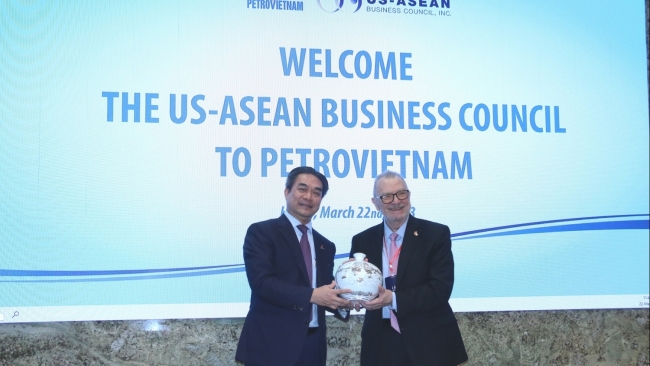 Lãnh đạo Petrovietnam tiếp và làm việc với đoàn doanh nghiệp cấp cao Hội đồng Kinh doanh Hoa Kỳ - ASEAN