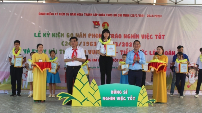 Cần Thơ kỷ niệm 60 năm phong trào “Nghìn việc tốt”