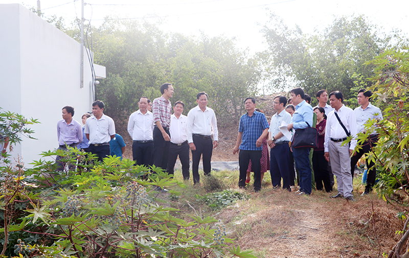 Bến Tre: Phương án cải tạo nâng cấp khu chôn lấp rác tại bãi rác Phú Hưng