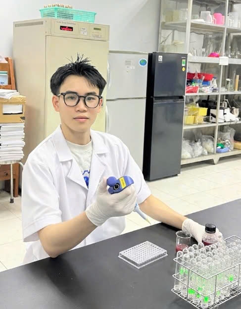 Cần Thơ: Sinh viên nghiên cứu thức uống lên men gạo lứt