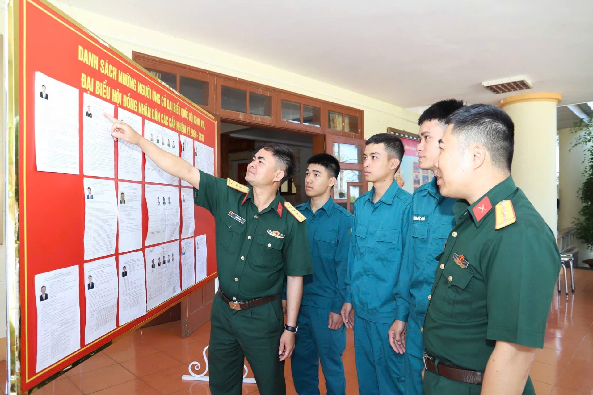 Lâm Đồng: Chiến sĩ mới và những lá phiếu của niềm tin