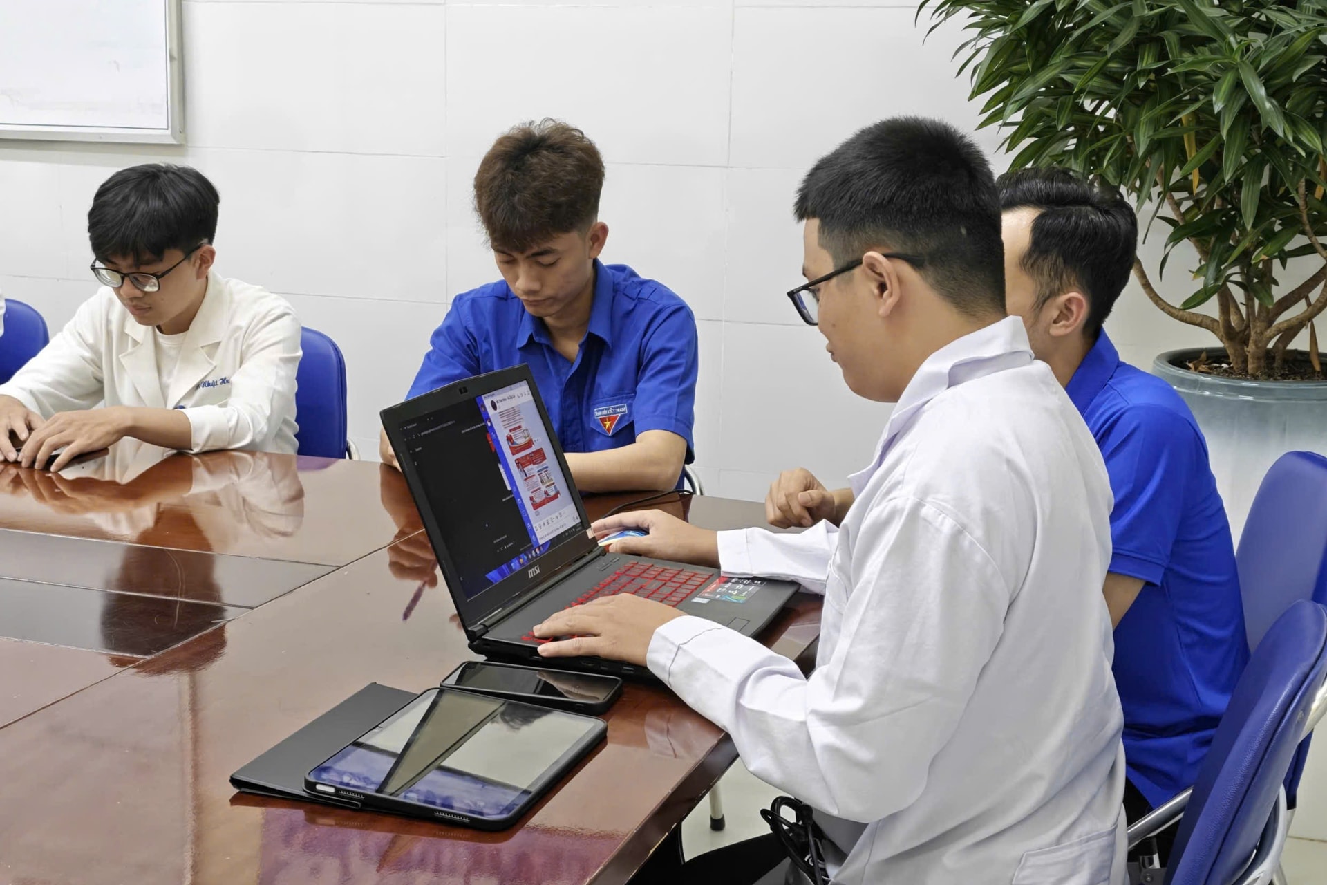 Lâm Đồng lan tỏa không khí bầu cử qua truyền thông số