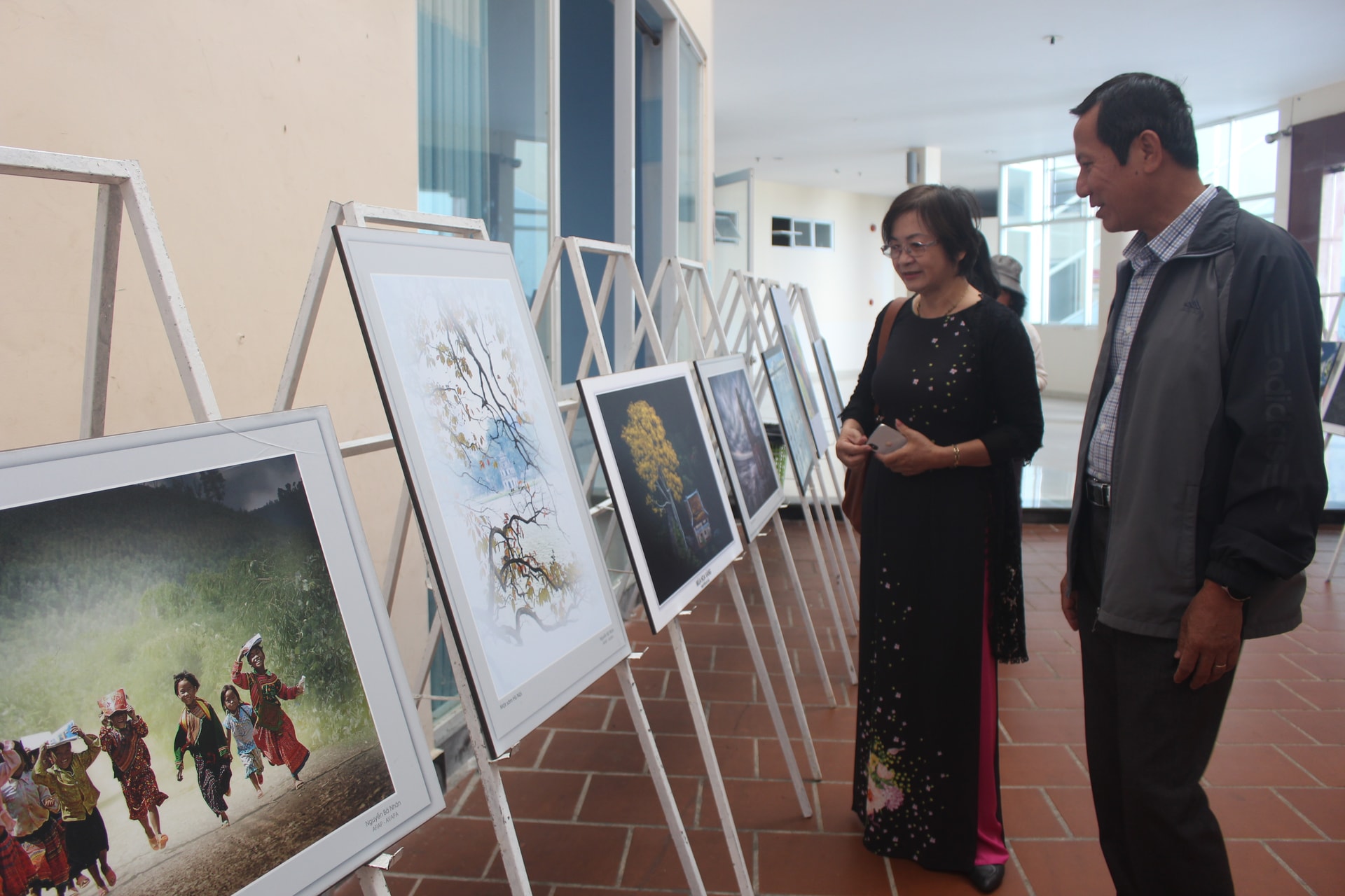 Nhiếp ảnh Lâm Đồng quảng bá vẻ đẹp từ đại ngàn đến biển... Nhiếp ảnh Lâm Đồng quảng bá vẻ đẹp từ đại ngàn đến biển...