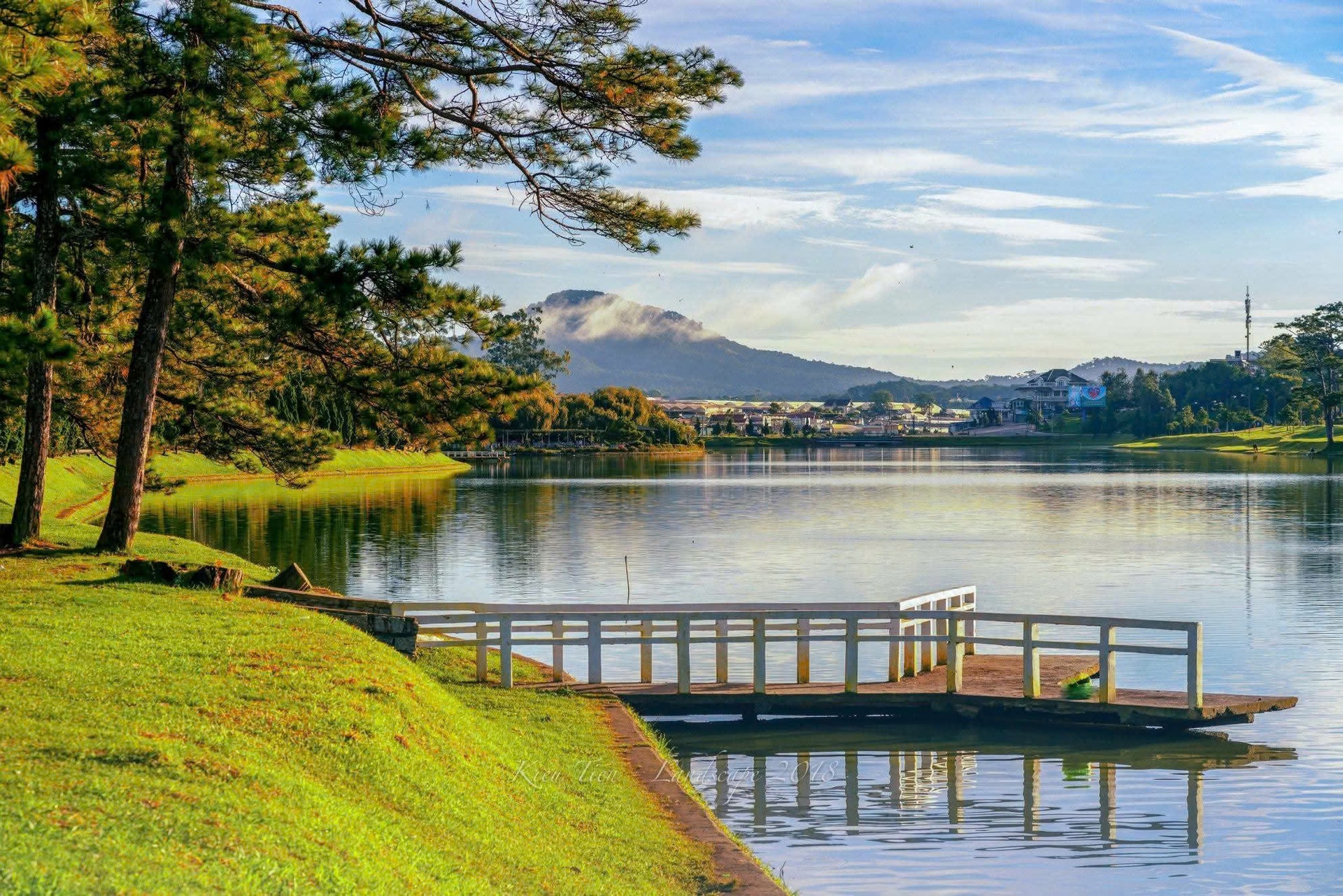 Nhiếp ảnh Lâm Đồng quảng bá vẻ đẹp từ đại ngàn đến biển... Nhiếp ảnh Lâm Đồng quảng bá vẻ đẹp từ đại ngàn đến biển...