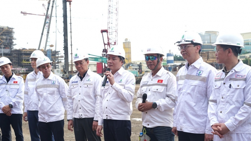 Petrovietnam xác lập ba nhiệm vụ trọng tâm trong chiến lược quản trị đầu tư Petrovietnam xác lập ba nhiệm vụ trọng tâm trong chiến lược quản trị đầu tư