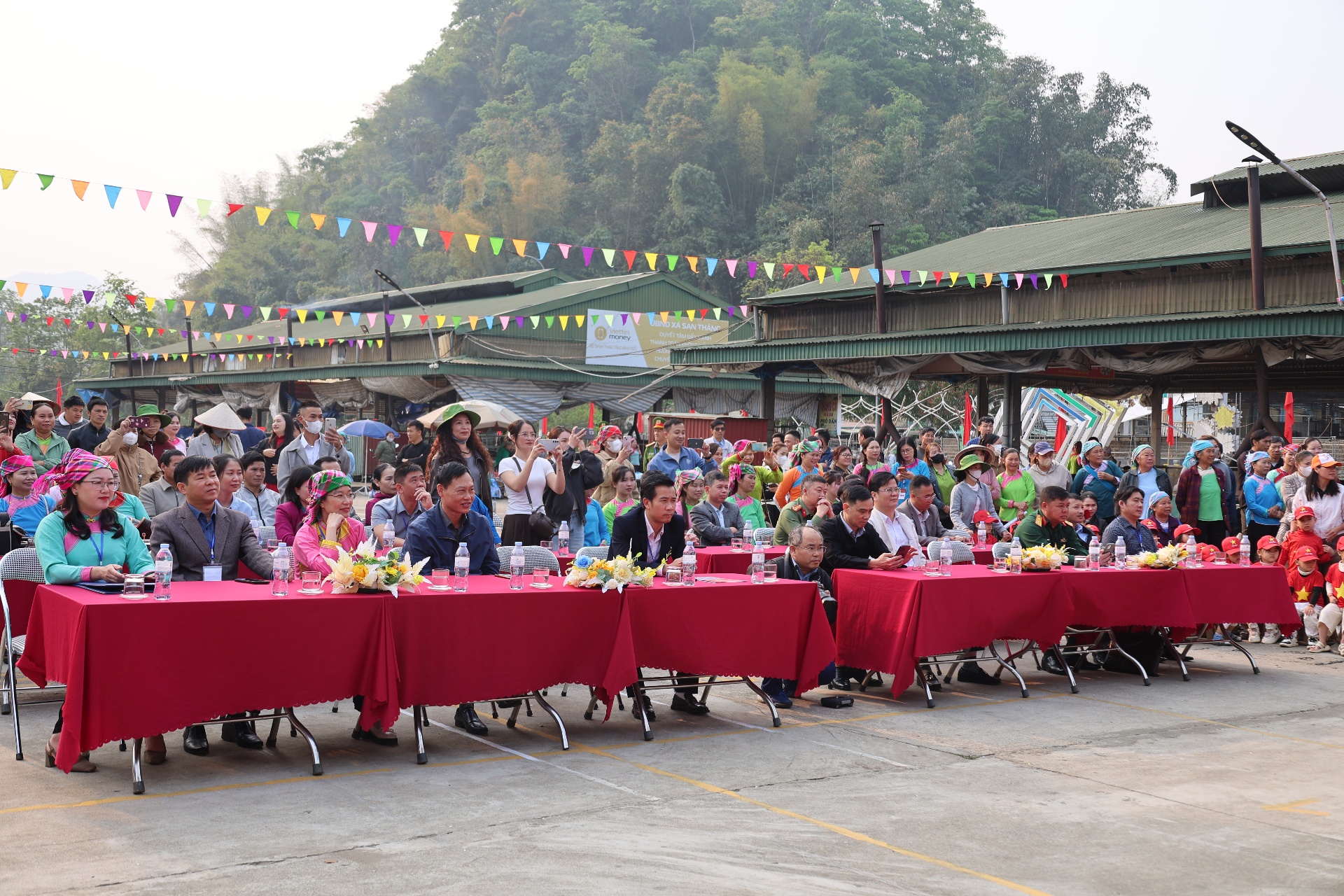 Lai Châu: Phường Tân Phong Khai mạc Lễ hội Tú Tỉ năm 2026