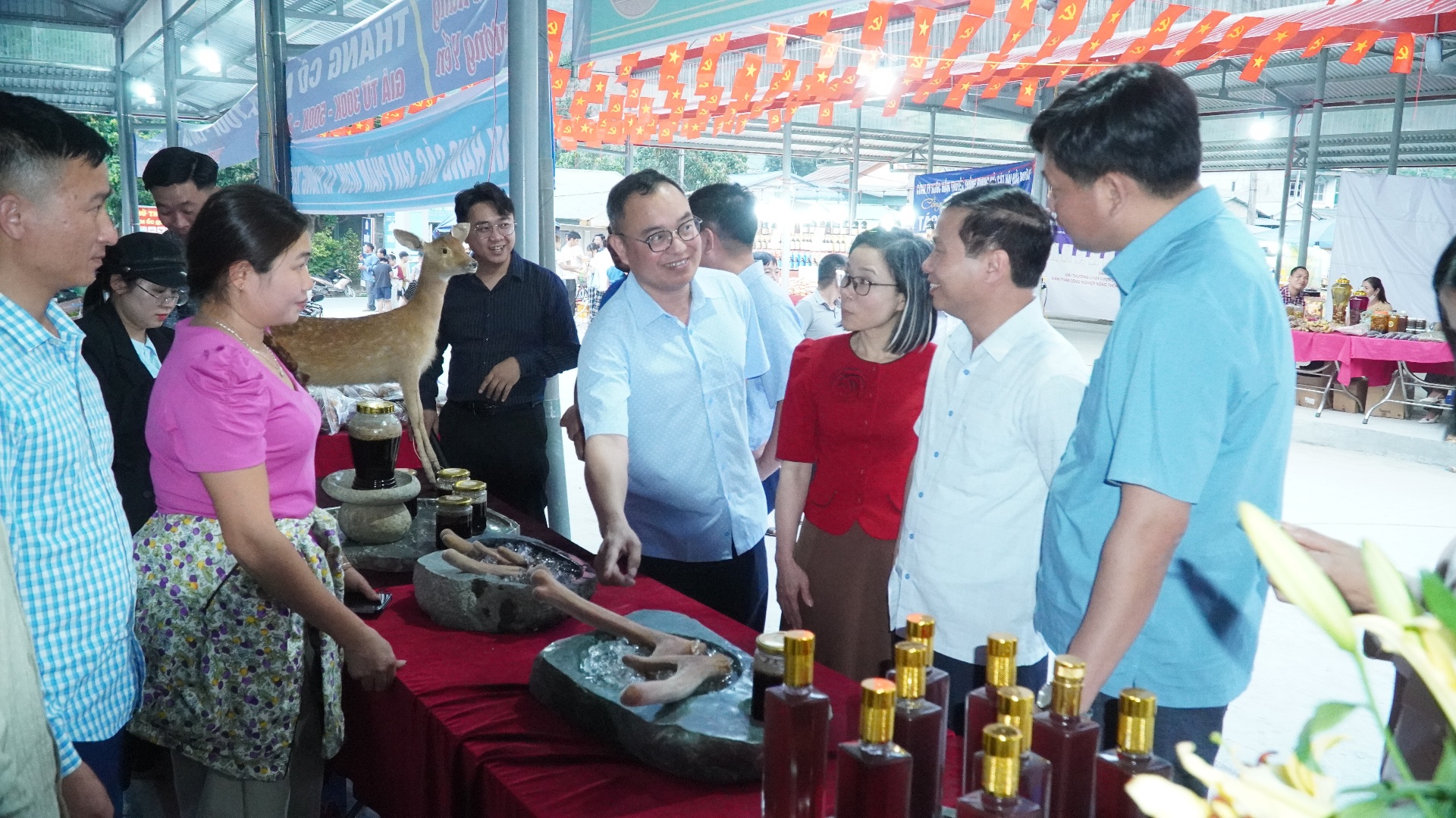 Lai Châu: Lễ khai trương Chợ phiên xã Pa Tần