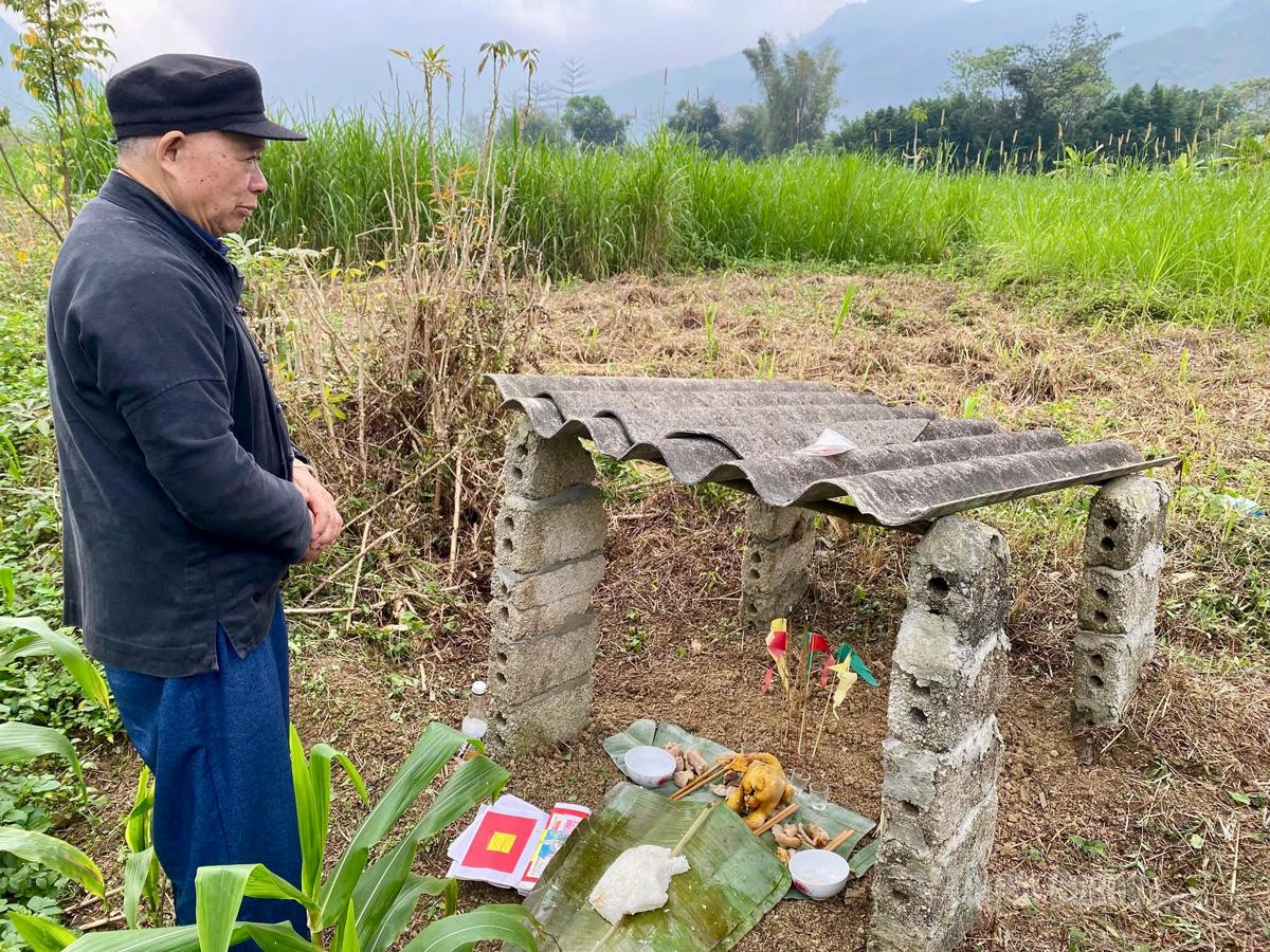 Tuyên Quang: Lễ cúng Nam Miều xã Tân Tiến và Lễ cúng Thần rừng tại xã Lùng Tám Tuyên Quang: Lễ cúng Nam Miều xã Tân Tiến và Lễ cúng Thần rừng tại xã Lùng Tám