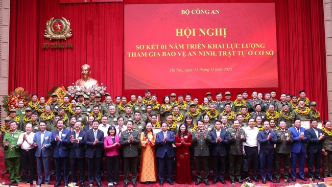 Lai Châu: Nữ Tổ trưởng Tổ an ninh trật tự gần dân, giữ bình yên phố núi