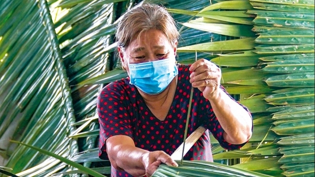 Cà Mau: Nghề chằm lá ở U Minh