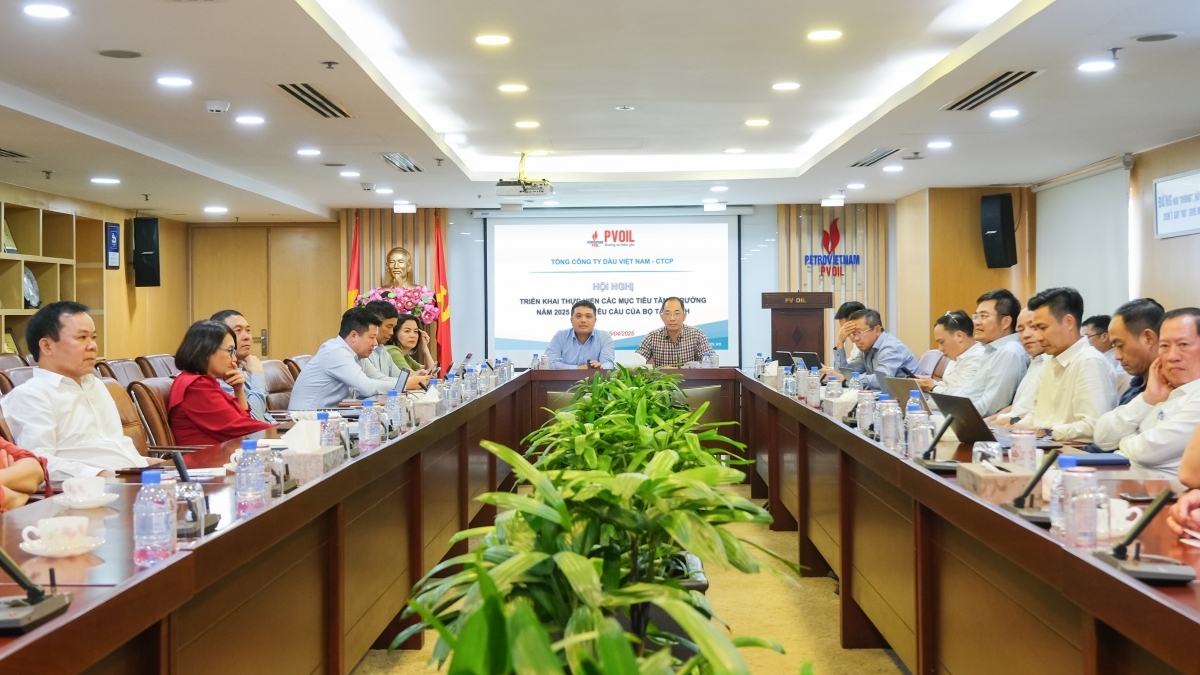 Mục tiêu tăng trưởng 8% năm 2025: PVOIL chỉ bàn làm, không bàn lùi